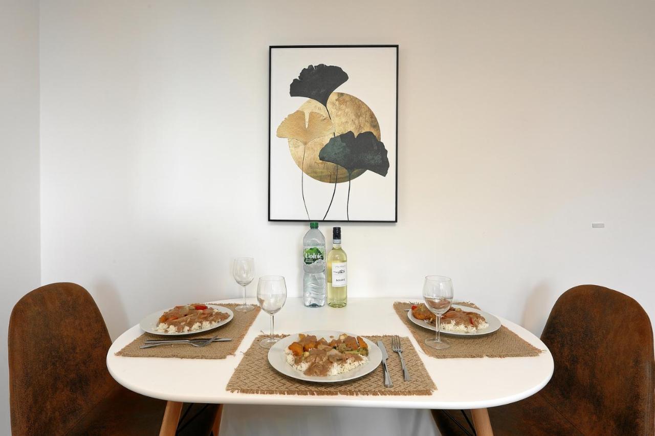 Stay&Dream - 75M² - Two Bedrooms - Kitchen - Netflix Essen Ngoại thất bức ảnh